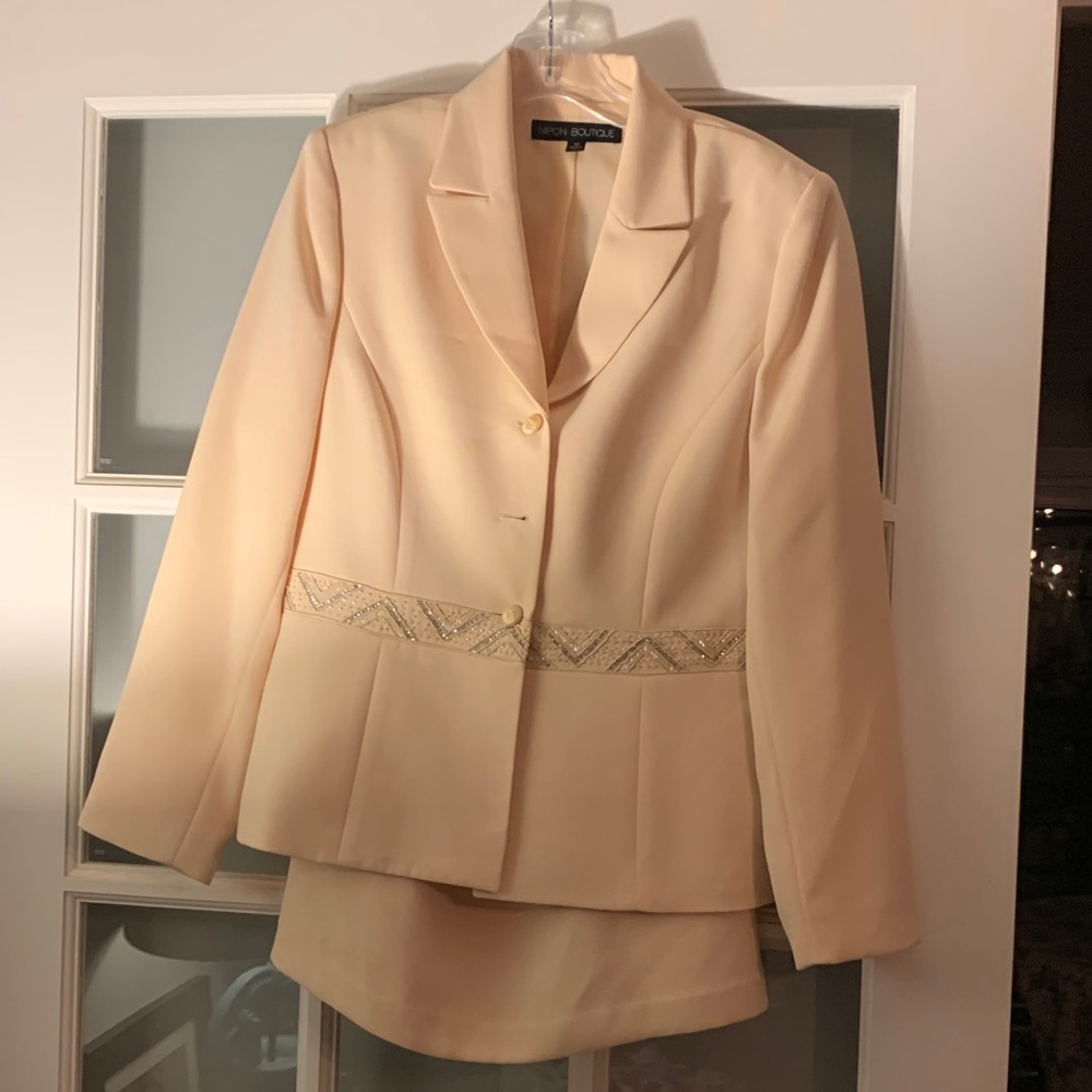 Nipon boutique skirt suit NWT